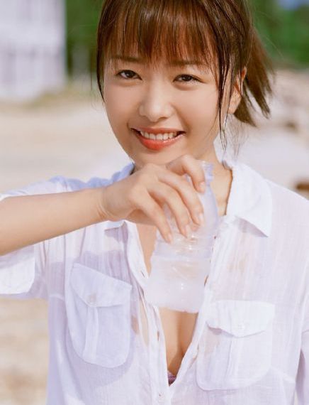 内衣女模特图片_HD高清视频播放