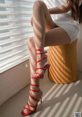 女同学喂我乳我脱她胸罩_BD韩语高清视频播放