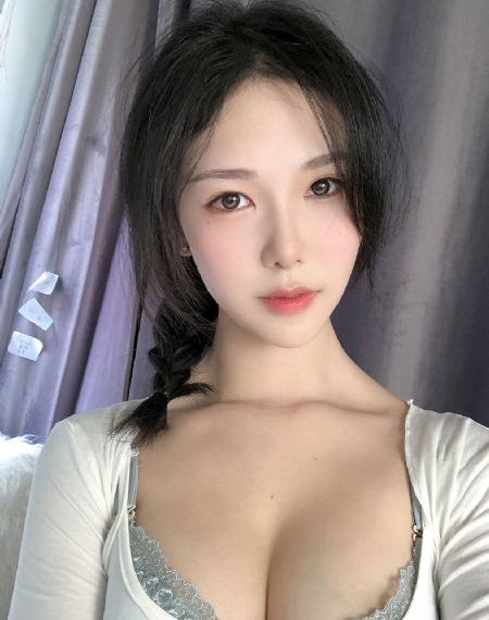 黄色激情小说王丽霞_超清动漫在线观看