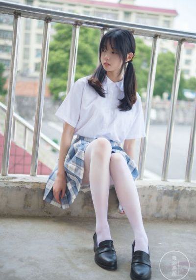 色诱色偷偷久久综合_短视频完整无删减版