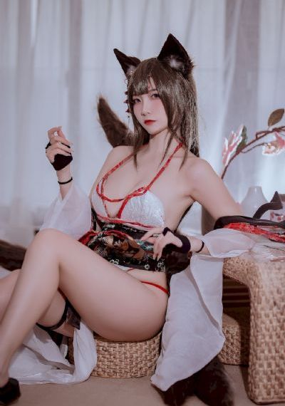 一边亲着一面膜下奶韩剧55集_国产剧HD在线观看